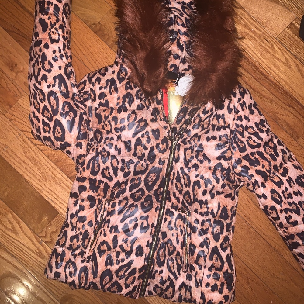 Leopard fur hood puffer jacket